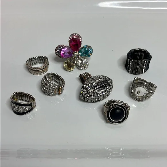 Bundle Silvertone Stretchy Crystal Rings - Picture 1 of 8